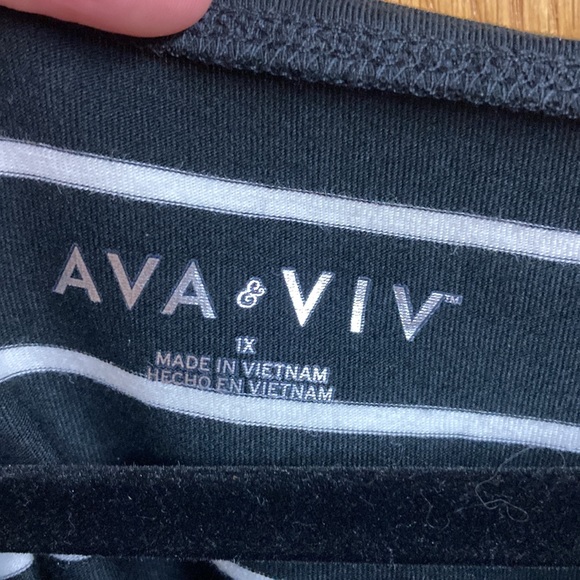 Ava & Viv plus size 3/4 sleeve striped top - Picture 3 of 5